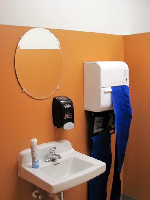 lucky's-internet-cafe,-2011,-interior-design-by-john-rivera-resto