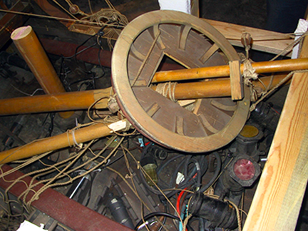 spanish-galleon-reconstruction,-by-john-rivera-resto,-2012,-a-royal-mess