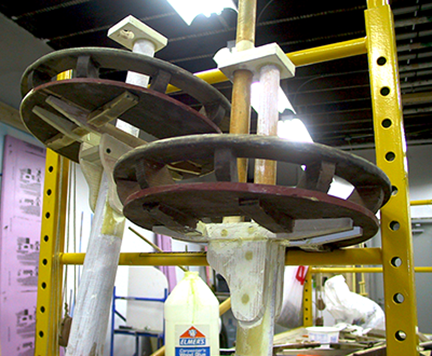 spanish-galleon-reconstruction,-by-john-rivera-resto,-2012,-assembling-crows-nests