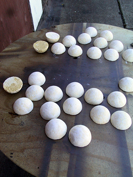 spanish-galleon-reconstruction,-by-john-rivera-resto,-2012,-sanded-and-ready-for-painting