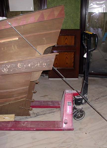 spanish-galleon-reconstruction,-by-john-rivera-resto,-2012,-securing-the-lift