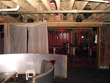 the-russian-bar-club,-by-john-rivera-resto,-jan-2011,-no-46