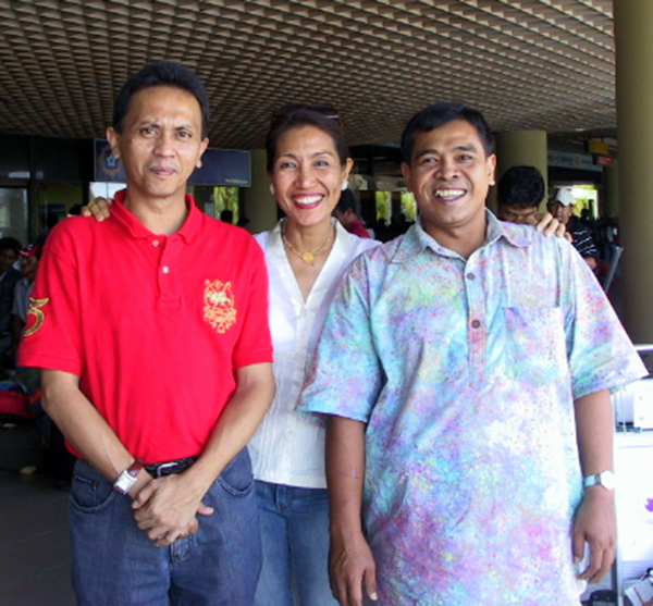 jane chen with our new friends at Hang Nadim International Airport in Batam, 2008