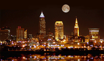 the glittering cleveland skyline at night